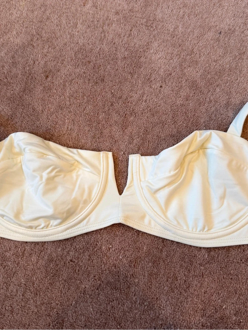 Monday Swimwear Clovelly Bikini Top Ivory Size V